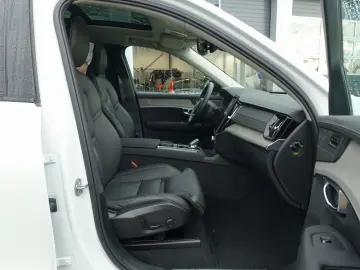 VOLVO XC90 Plus T8 AWD Plug-in Hybrid FourC Pano