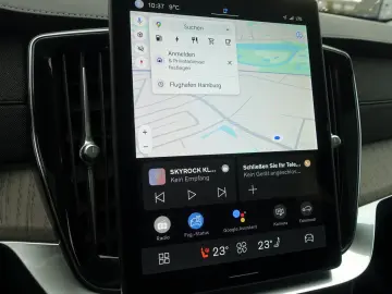 VOLVO XC90 Plus T8 AWD Plug-in Hybrid FourC Pano