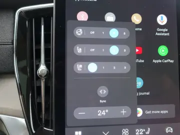 VOLVO XC90 Plus T8 AWD Plug-in Hybrid Pano H&K 360