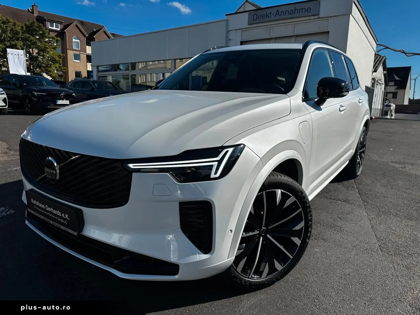 VOLVO XC90 T8 PlusDark FaceLift7-Sitzer Pano360