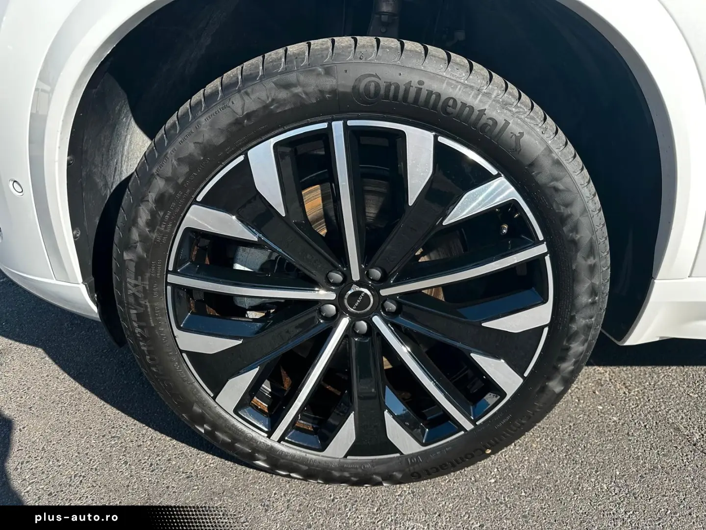 VOLVO XC90 T8 PlusDark FaceLift7-Sitzer Pano360