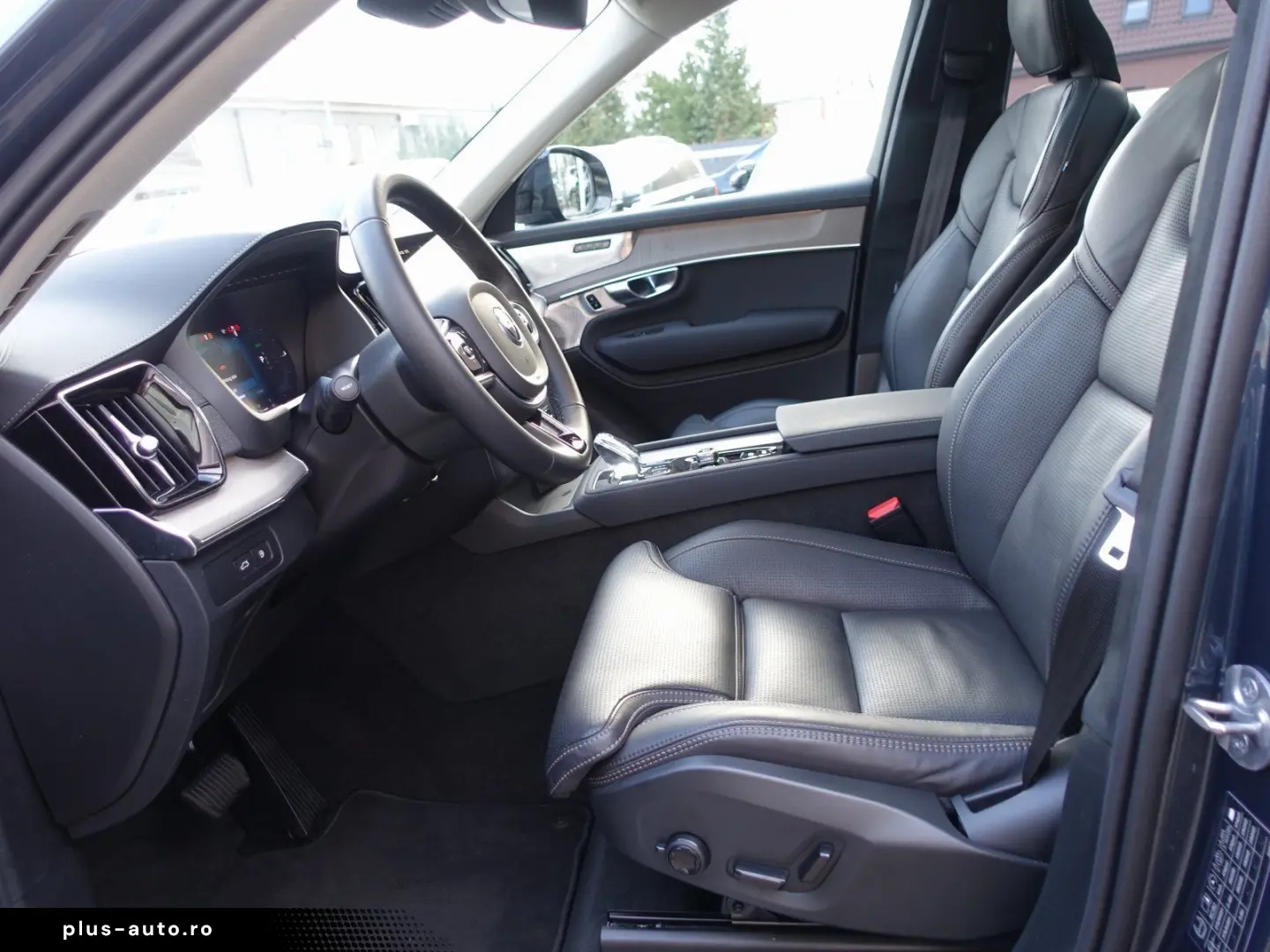 VOLVO XC90 Ultra Dark T8 AWD Plug-in 360 FourC Massage