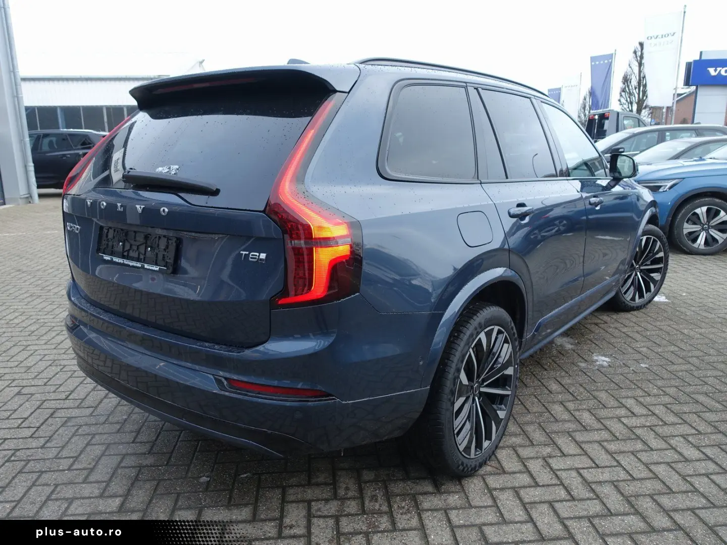 VOLVO XC90 Ultra Dark T8 AWD  PANO HUD FOUR-C B&W