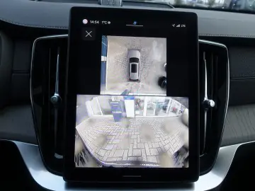 VOLVO XC90 Ultra Dark T8 AWD  PANO HUD FOUR-C B&W