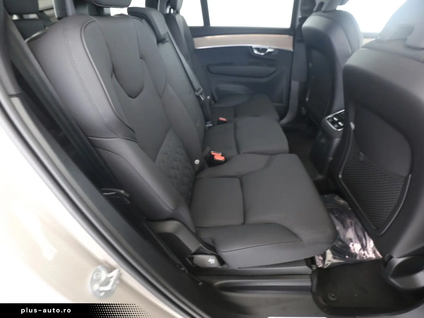 VOLVO XC90 T8 Facelift Plus Dark Plug-In LuftFW SD