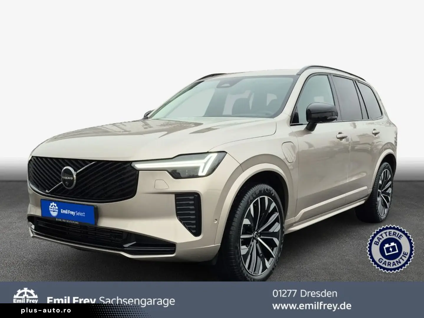 VOLVO XC90 T8 AWD Plug-in Hybrid Plus Dark Pano HuD