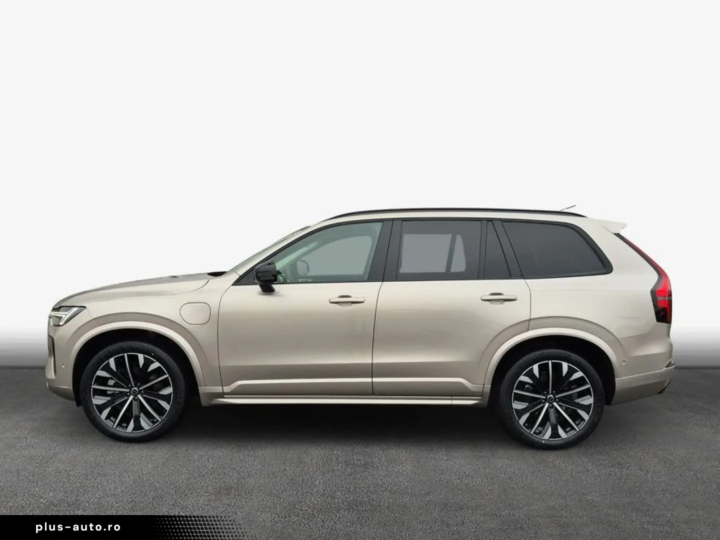 VOLVO XC90 T8 AWD Plug-in Hybrid Plus Dark Pano HuD