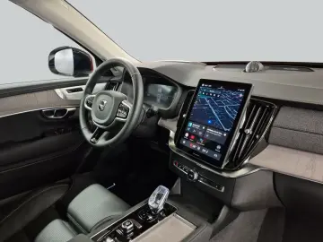 VOLVO XC90 T8 AWD Plug-in Hybrid Plus Dark Pano HuD