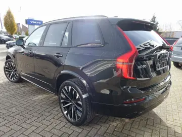 VOLVO XC90 Plus Dark T8 AWD Plug-in  360  FourC Pano