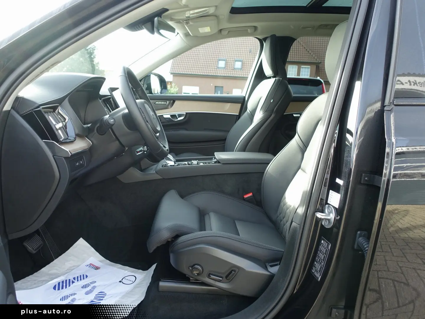 VOLVO XC90 Plus Dark T8 AWD Plug-in  360  FourC Pano