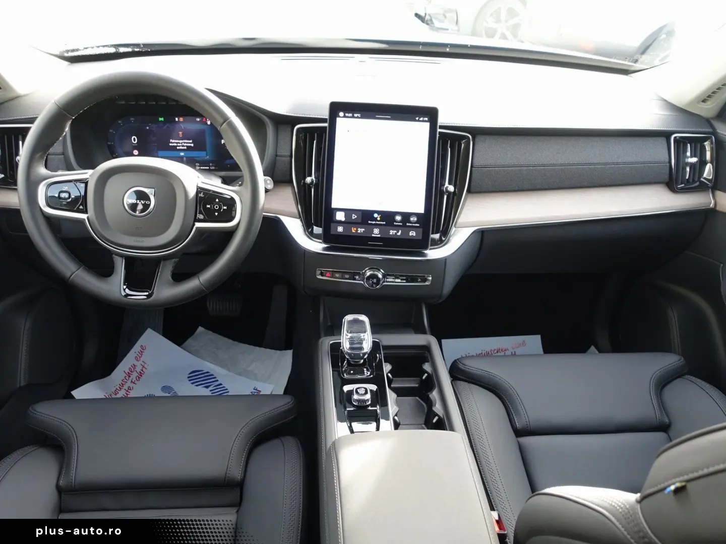 VOLVO XC90 Plus Dark T8 AWD Plug-in  360  FourC Pano