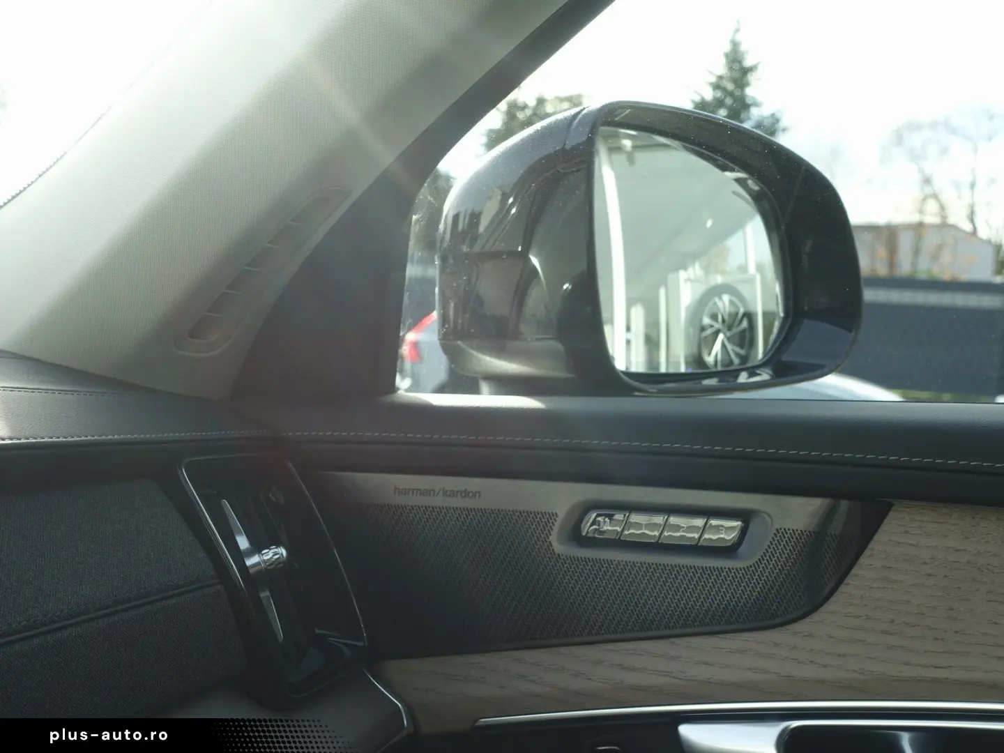 VOLVO XC90 Plus Dark T8 AWD Plug-in  360  FourC Pano