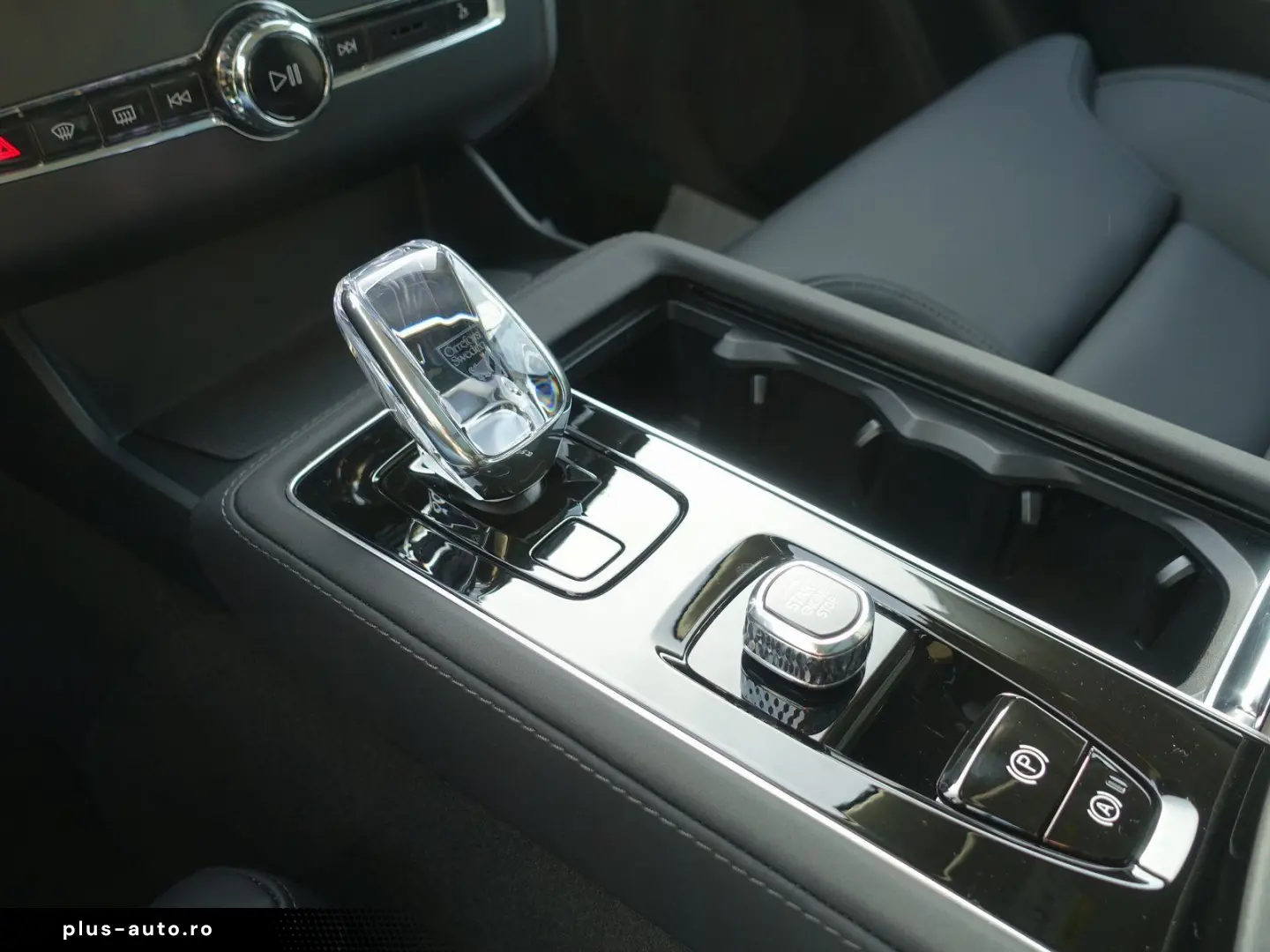 VOLVO XC90 Plus Dark T8 AWD Plug-in  360  FourC Pano