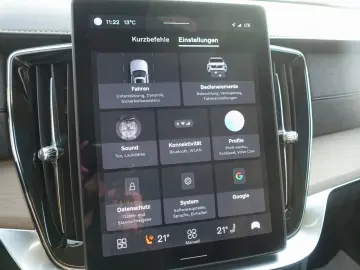 VOLVO XC90 Plus Dark T8 AWD Plug-in  360  FourC Pano