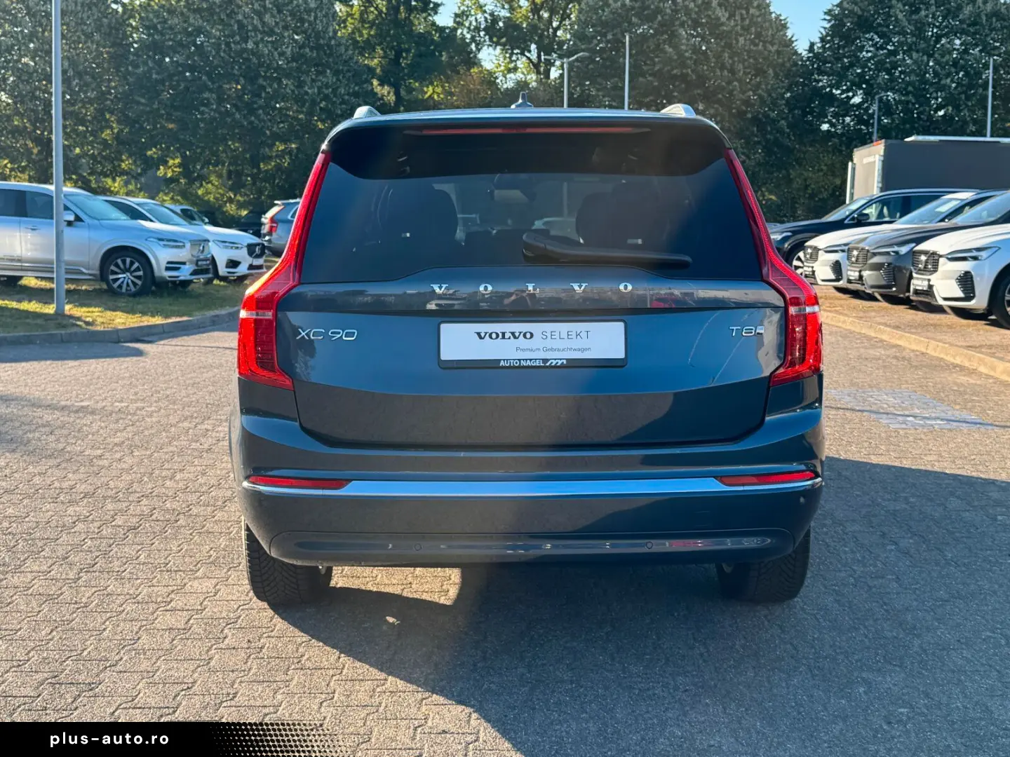 VOLVO XC90 T8 Plus Bright LUFT AHK B&W PANO HAED UP