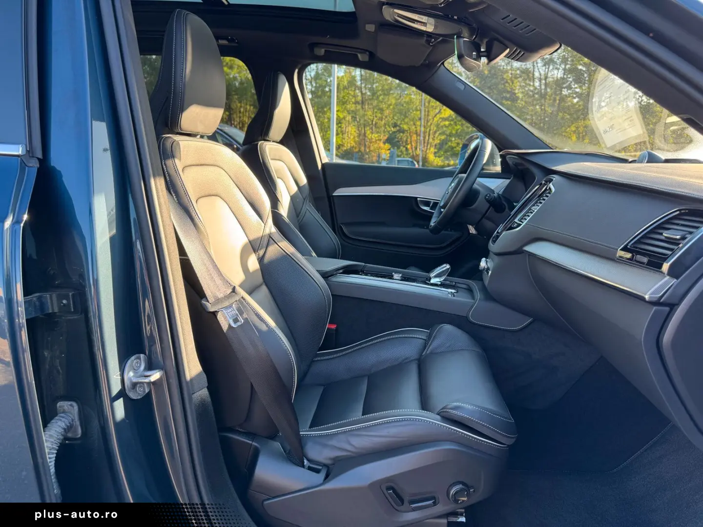 VOLVO XC90 T8 Plus Bright LUFT AHK B&W PANO HAED UP