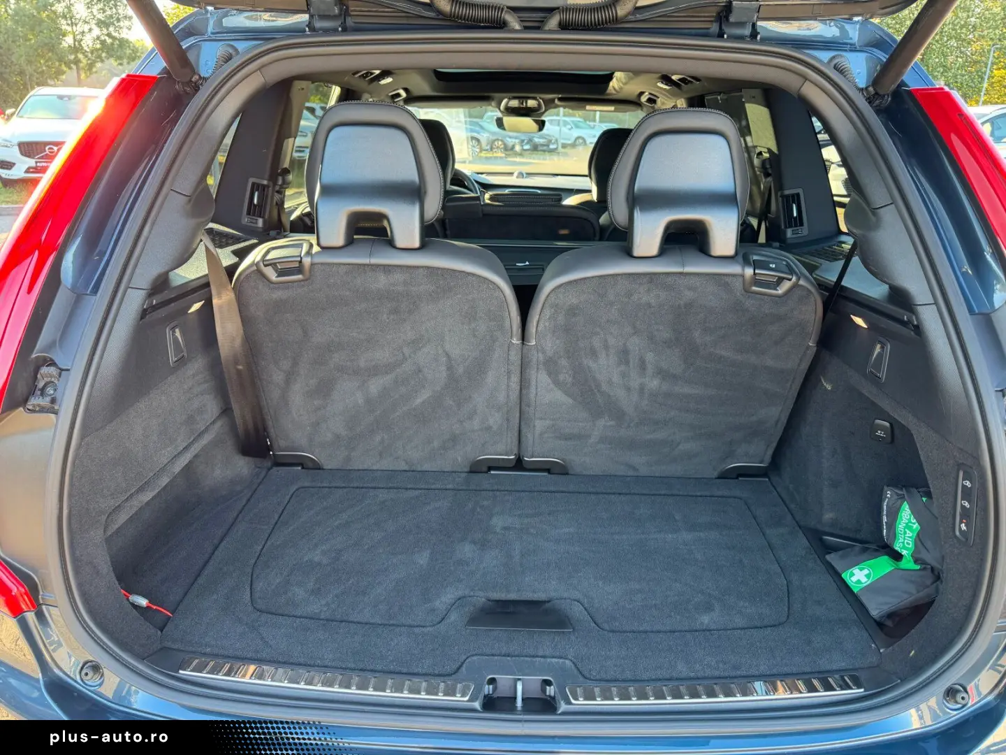 VOLVO XC90 T8 Plus Bright LUFT AHK B&W PANO HAED UP