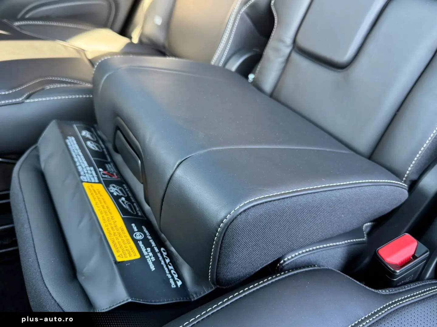 VOLVO XC90 T8 Plus Bright LUFT AHK B&W PANO HAED UP