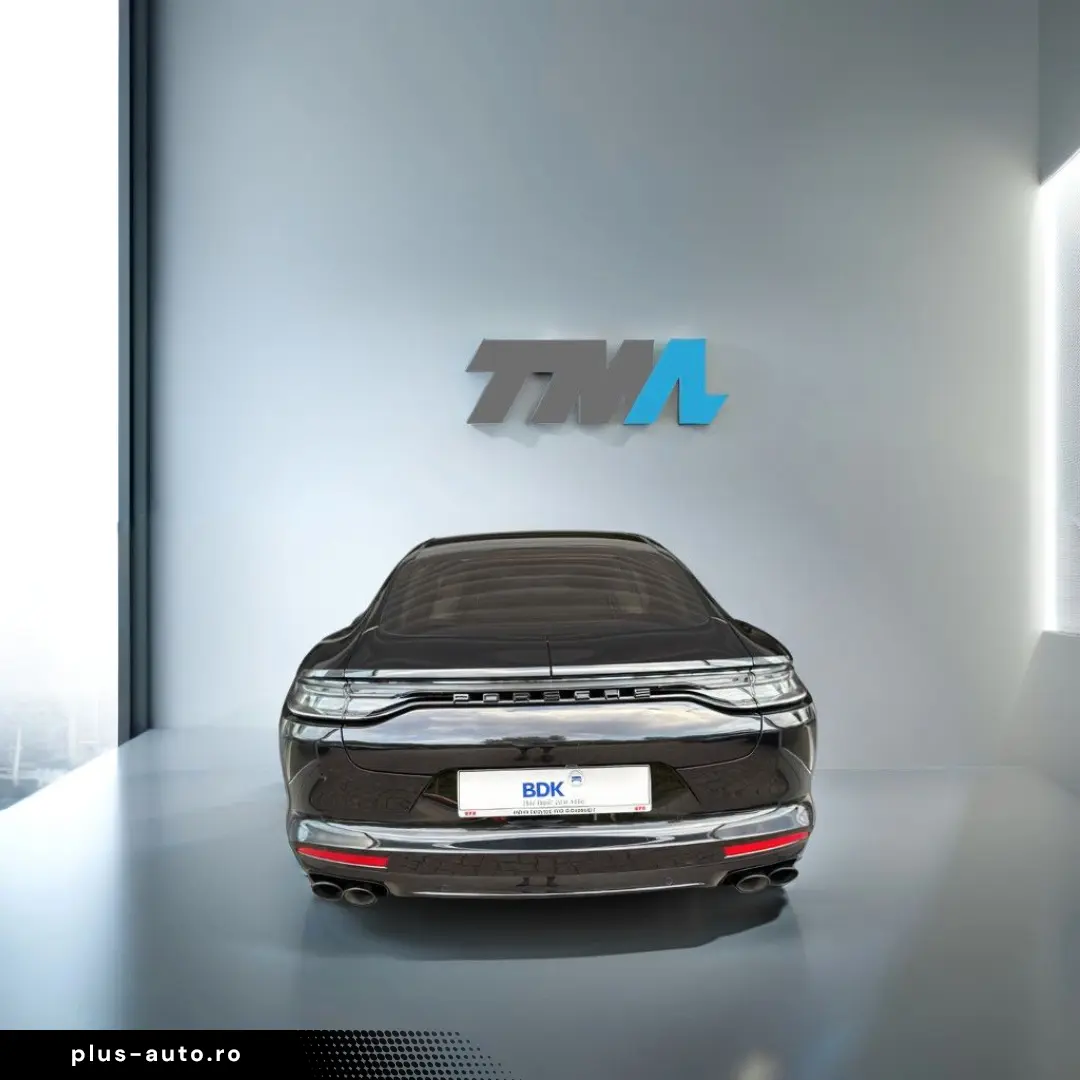 PORSCHE Panamera Turbo S E-Hybrid Burmester