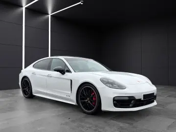 PORSCHE Panamera GTS Pano Carbon Sport Chrono Sport Des.