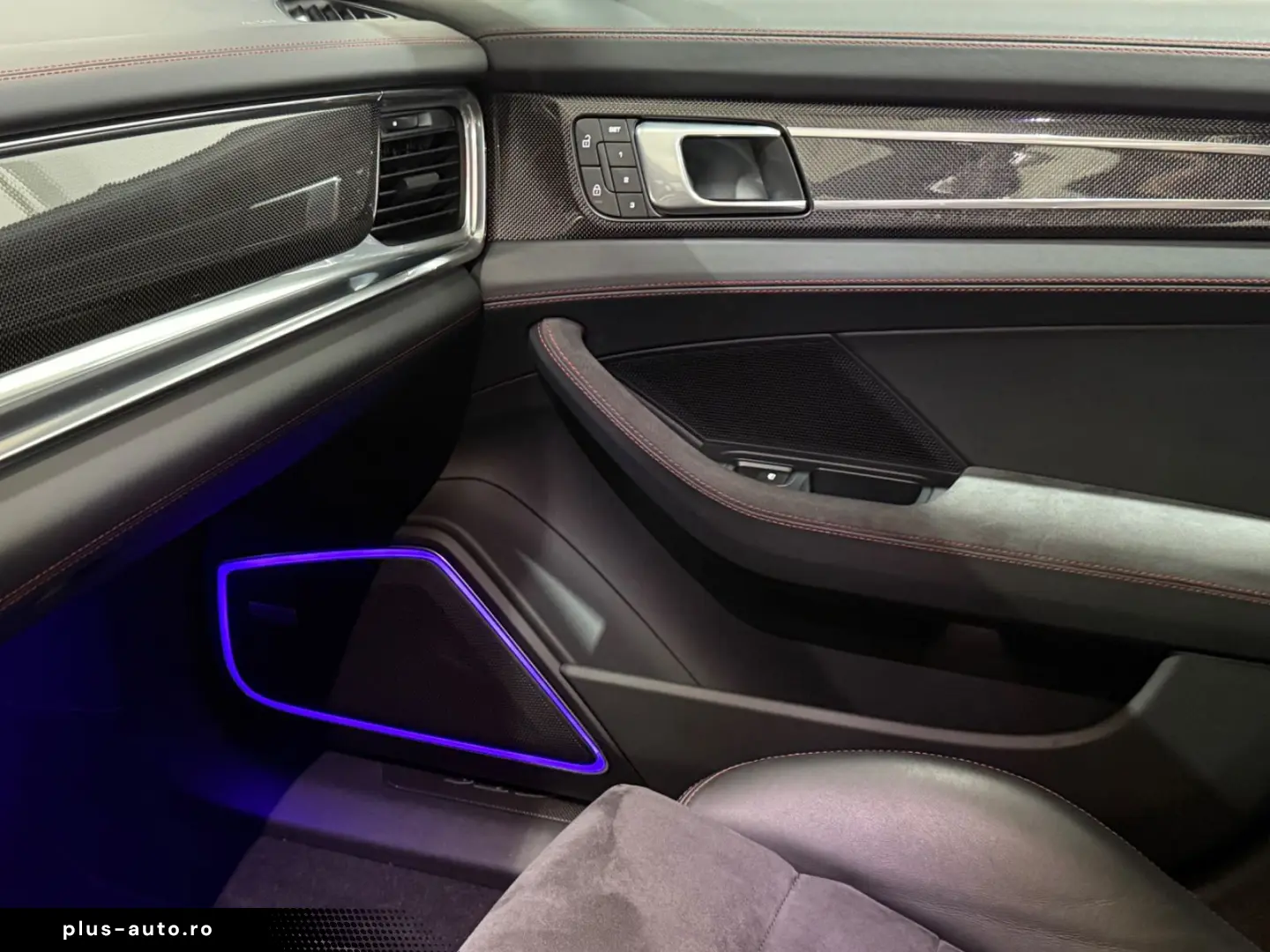 PORSCHE Panamera GTS Pano Carbon Sport Chrono Sport Des.