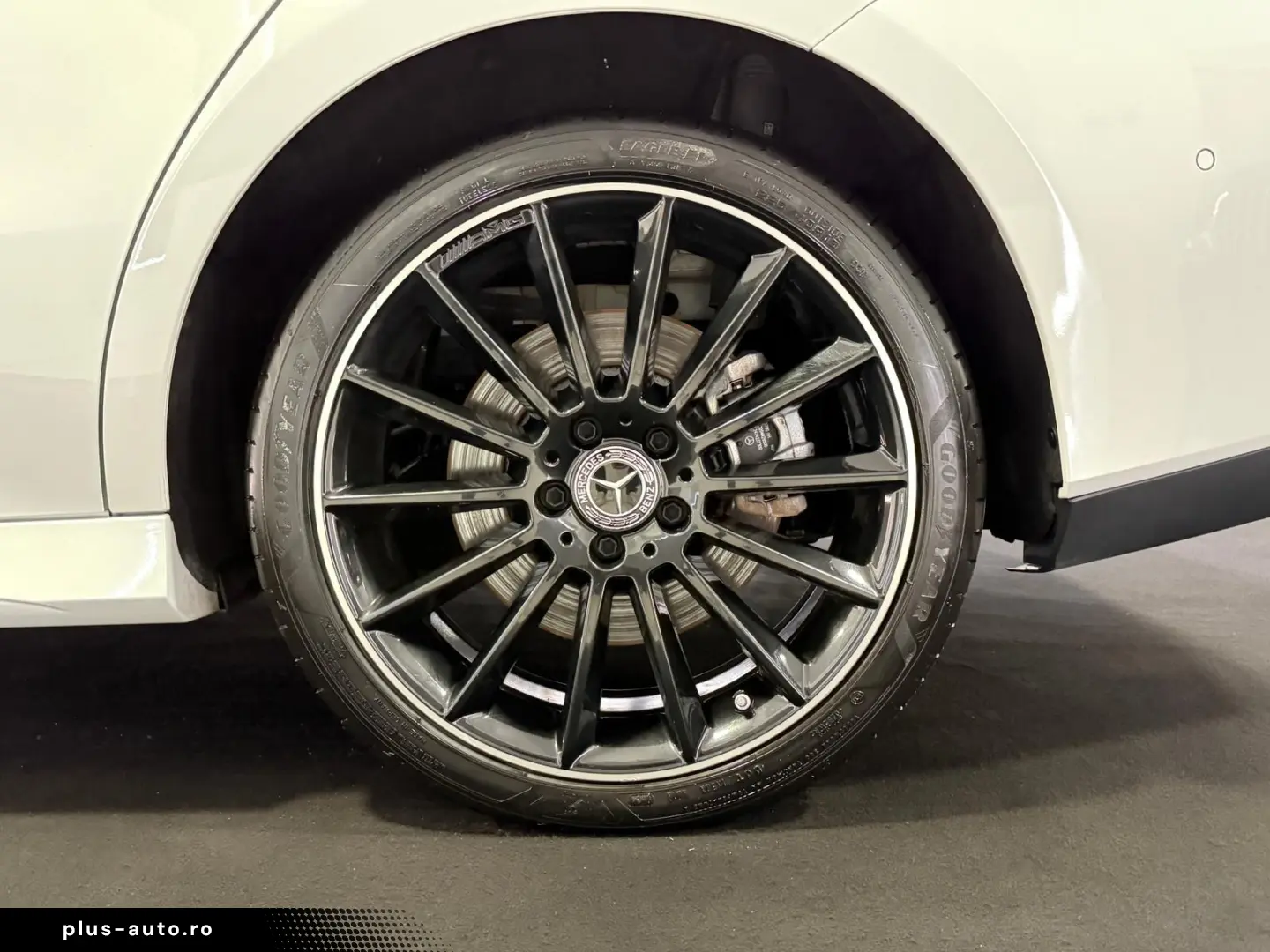 MERCEDES-BENZ CLA 250 e AMG-Line