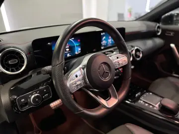 MERCEDES-BENZ CLA 250 e AMG-Line