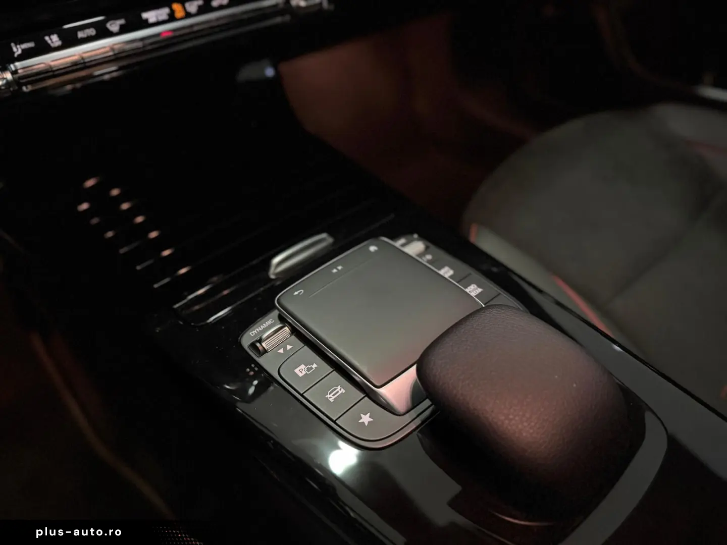 MERCEDES-BENZ CLA 250 e AMG-Line