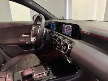 MERCEDES-BENZ CLA 250 e AMG-Line