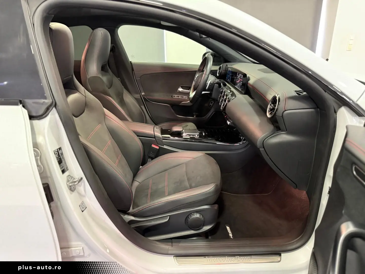 MERCEDES-BENZ CLA 250 e AMG-Line