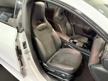 MERCEDES-BENZ CLA 250 e AMG-Line