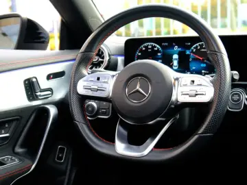 MERCEDES-BENZ CLA 250 e AMG