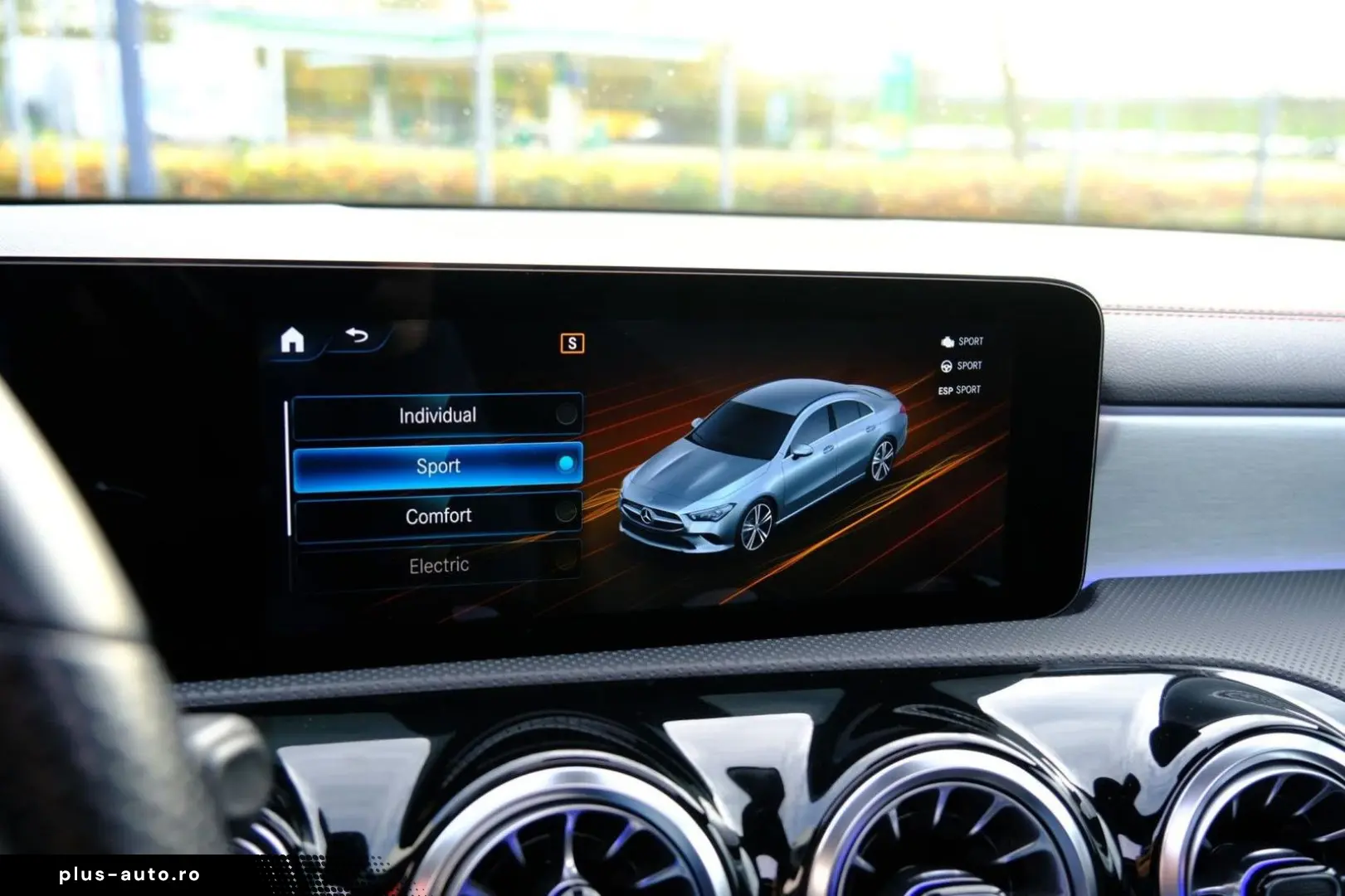 MERCEDES-BENZ CLA 250 e AMG