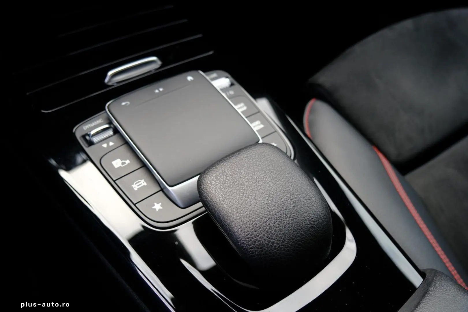 MERCEDES-BENZ CLA 250 e AMG