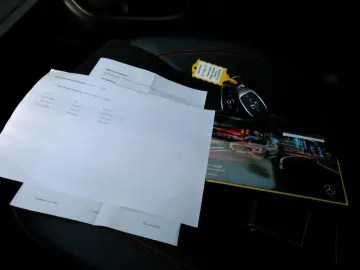 MERCEDES-BENZ CLA 250 e AMG