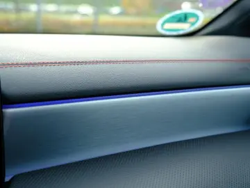 MERCEDES-BENZ CLA 250 e AMG