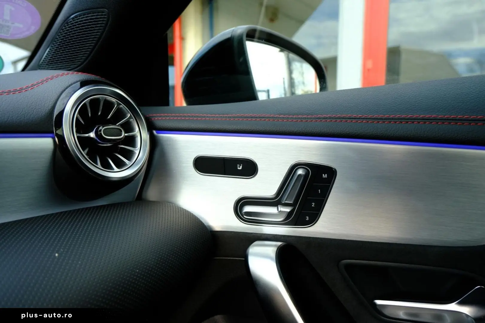 MERCEDES-BENZ CLA 250 e AMG