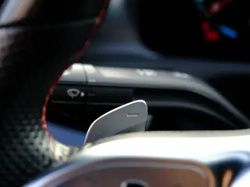 MERCEDES-BENZ CLA 250 e AMG