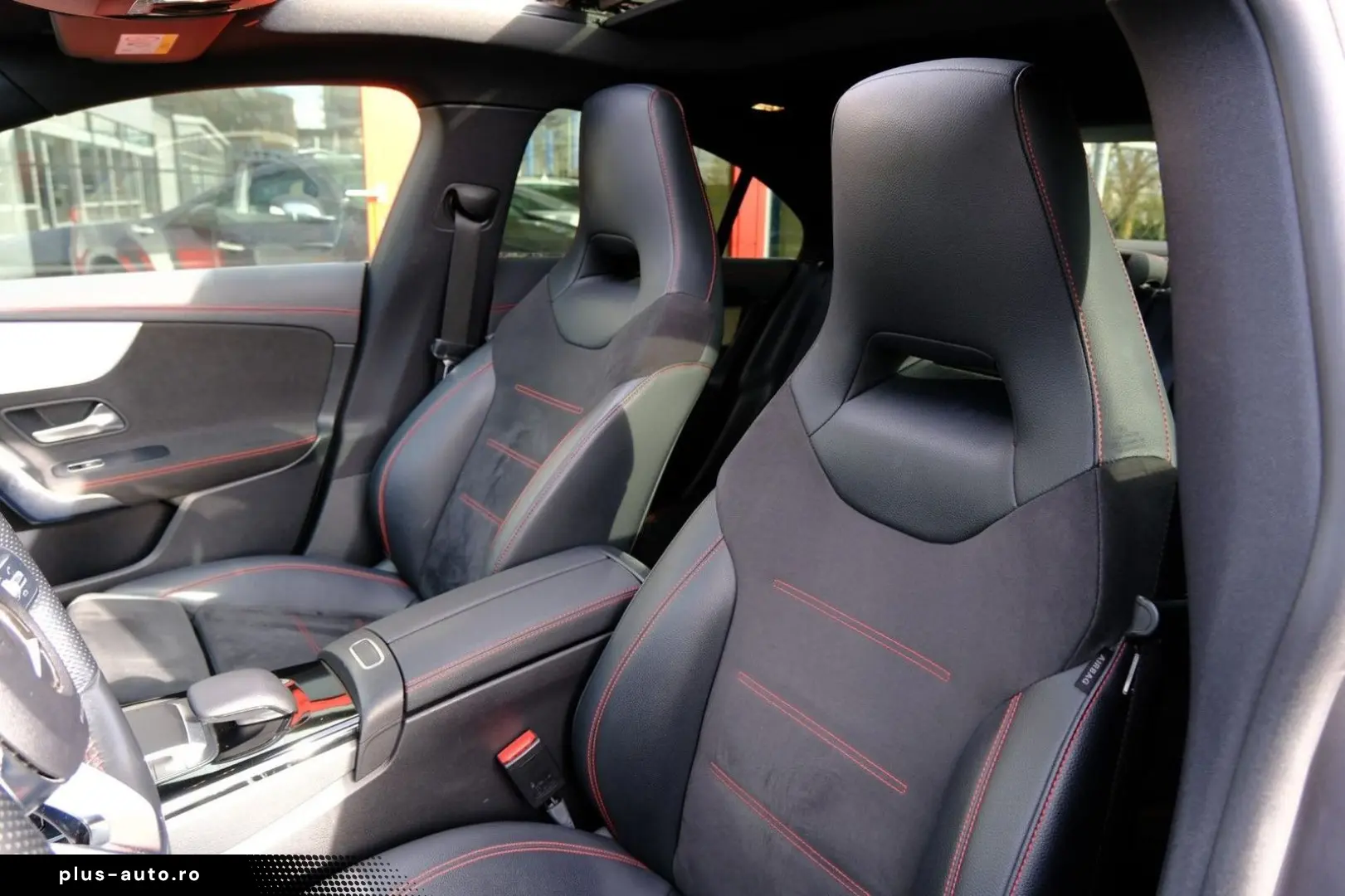 MERCEDES-BENZ CLA 250 e AMG