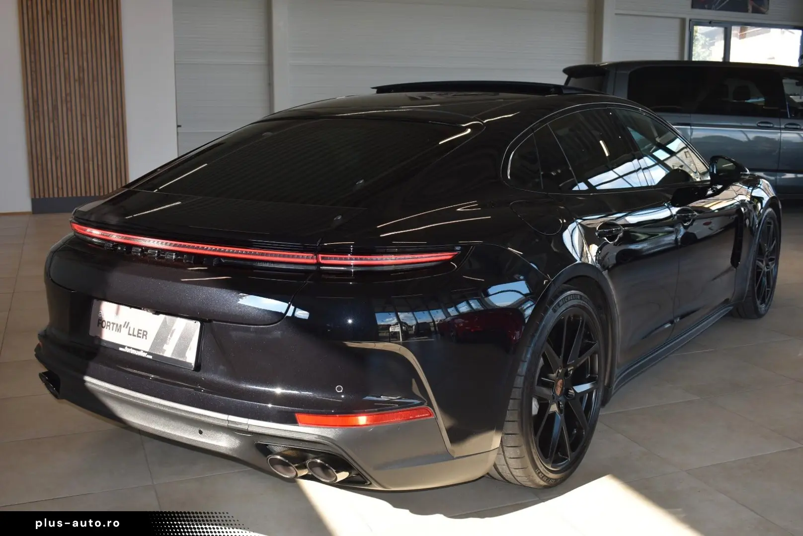 PORSCHE Panamera 4 E-Hybrid   Sport Design    SAGA