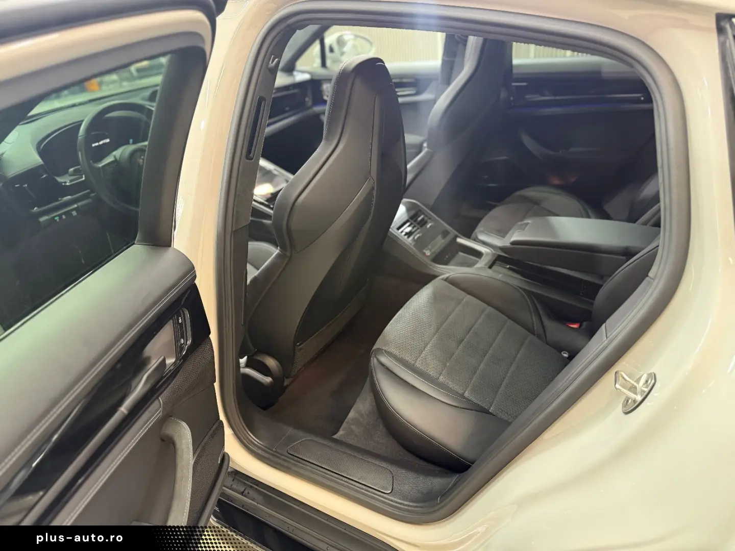 PORSCHE Panamera GTS Lift PPF SportAGA Design Hinterachs