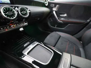 MERCEDES-BENZ CLA 250 4M Coupé AMG-Sport MLB Pano HU&hellip;