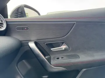 MERCEDES-BENZ CLA 250 e Edition-AMG Night AHK 19 Bur&hellip;