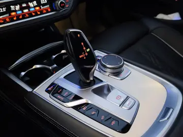 BMW 745Le Long xDrive Steptronic