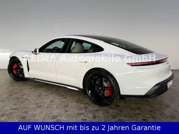 PORSCHE Taycan  Burmester  Pano  360 Kamera  LED