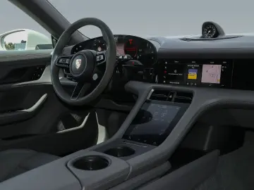 PORSCHE Taycan GTS Surround-View InnoDrive Sitzbelüftung