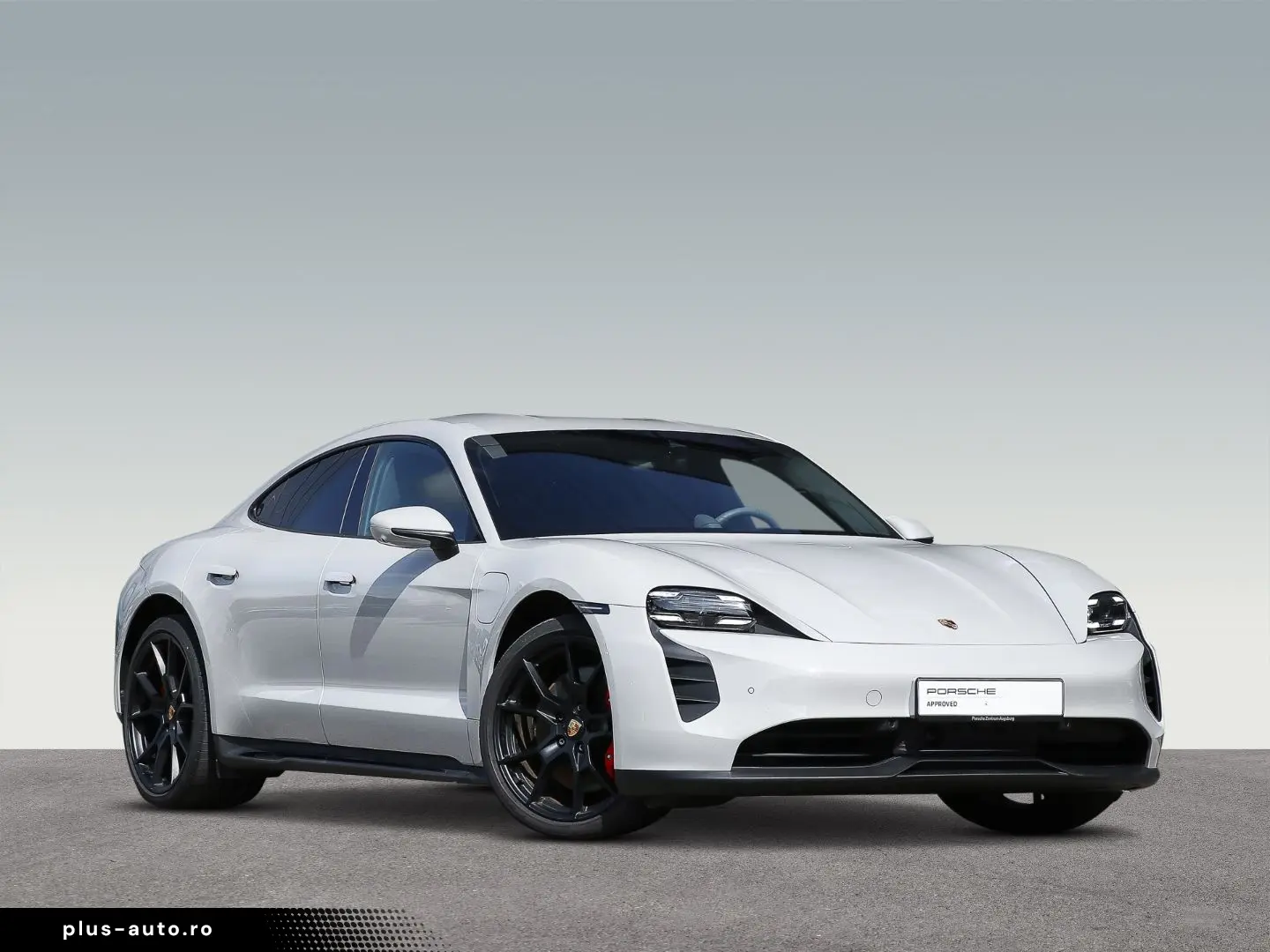 PORSCHE Taycan GTS Surround-View InnoDrive Sitzbelüftung