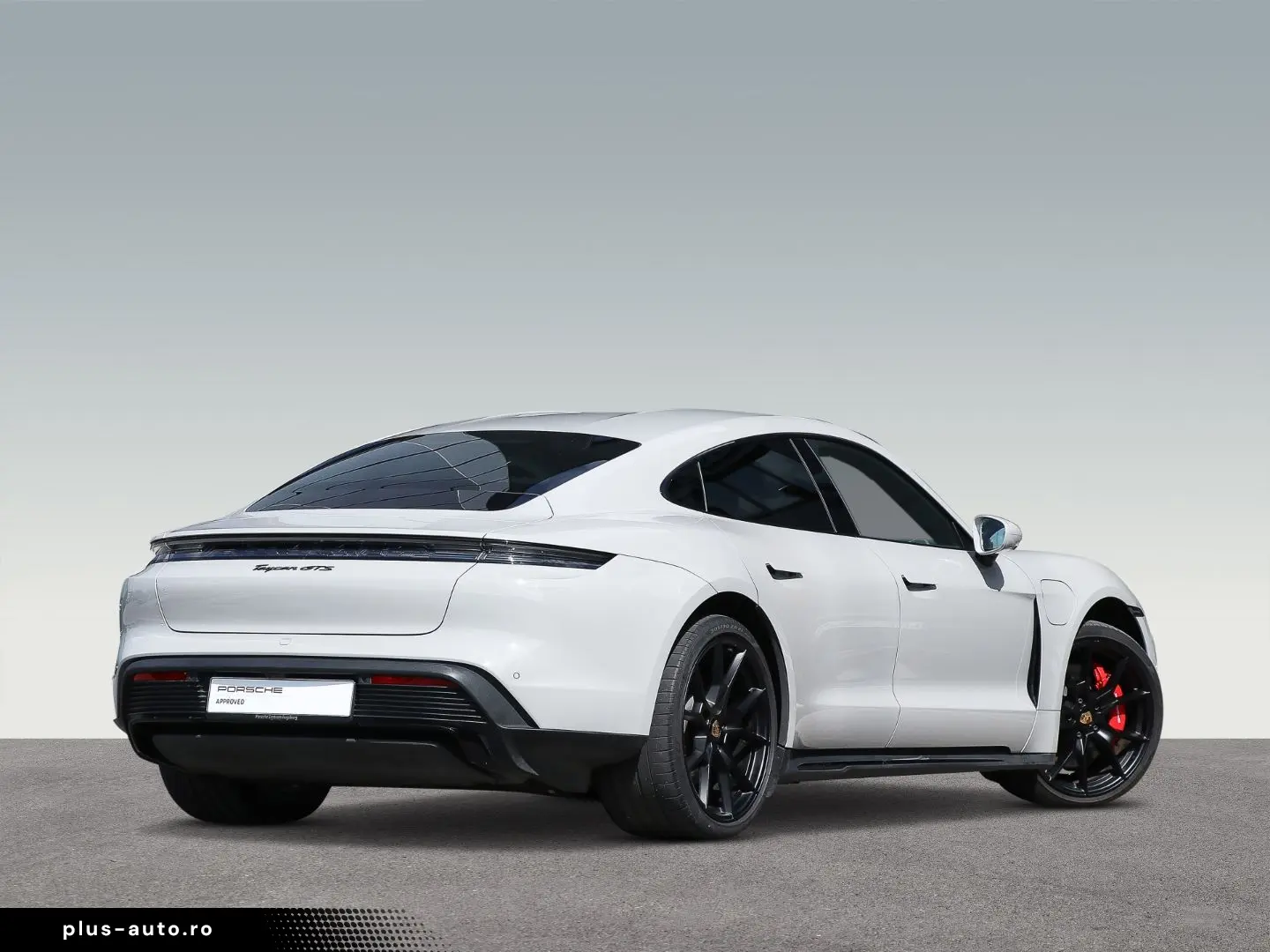 PORSCHE Taycan GTS Surround-View InnoDrive Sitzbelüftung