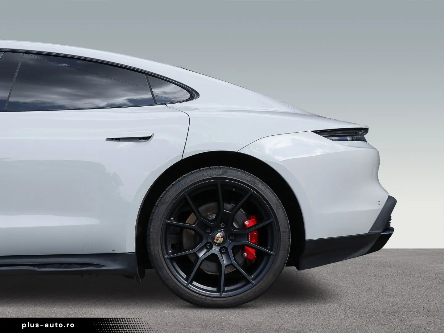 PORSCHE Taycan GTS Surround-View InnoDrive Sitzbelüftung