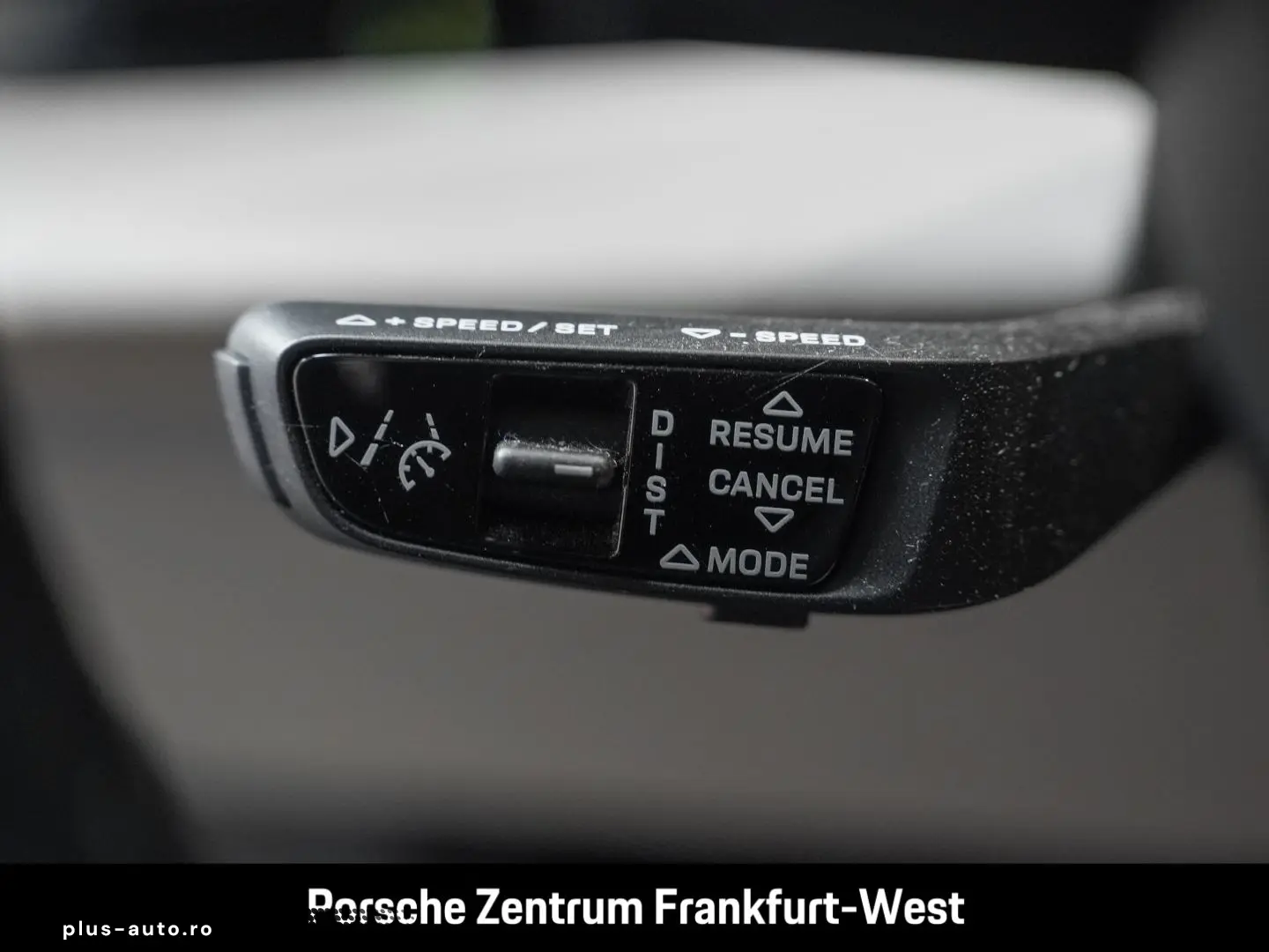 PORSCHE Taycan 4 Cross Turismo Frozenberry BOSE Panorama